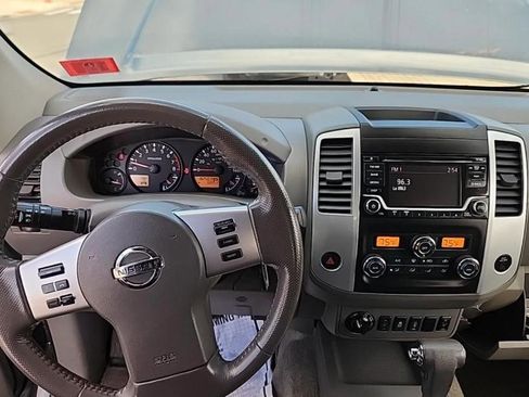 Used 2016 Nissan Frontier SV w/ SV Value Truck Package image 5