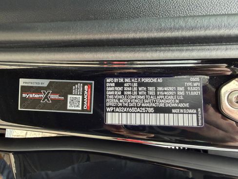 Used 2025 Porsche Cayenne GTS image 62