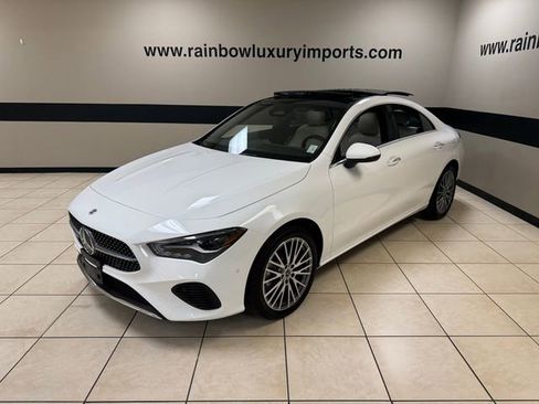 Used 2025 Mercedes-Benz CLA 250 image 3
