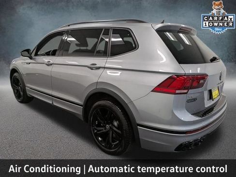 Used 2023 Volkswagen Tiguan SE R-Line AWD/4WD image 7