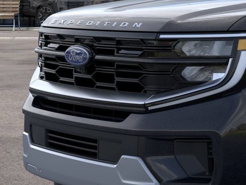 New 2026 Ford Expedition Max Platinum w/ Platinum Ultimate Package AWD/4WD image 17