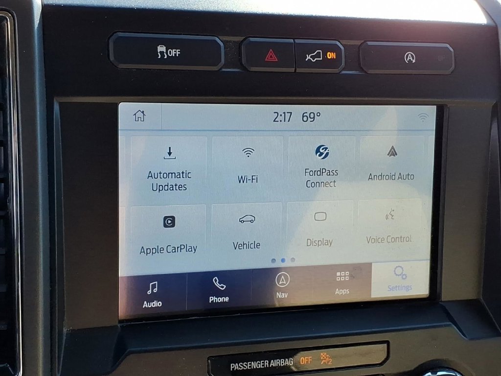Used 2020 Ford F150 XLT w/ Equipment Group 302A Luxury AWD/4WD image 17