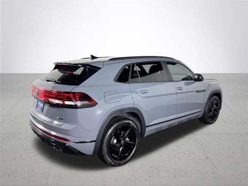 New 2026 Volkswagen Atlas Cross Sport SEL R-Line AWD/4WD image 6
