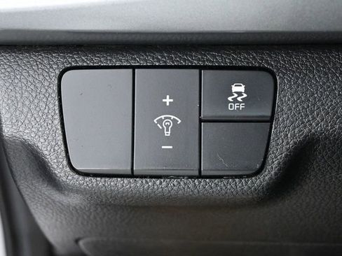 Used 2020 Kia Rio LX image 34