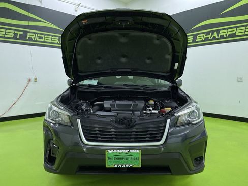 Used 2019 Subaru Forester Premium w/ All-Weather Package image 4