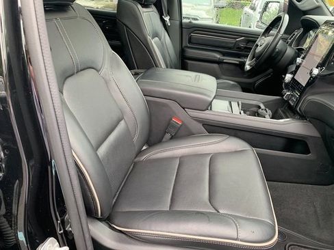 Used 2022 RAM 1500 Limited AWD/4WD image 12