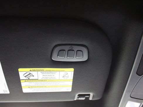 Used 2022 Ford F350 Platinum AWD/4WD image 21