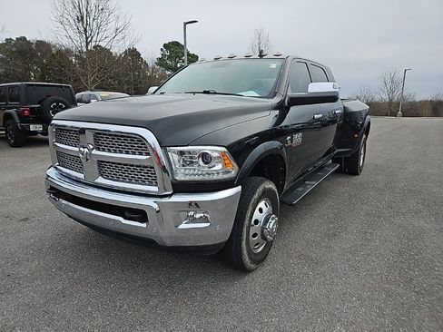 Used 2016 RAM 3500 Laramie image 3