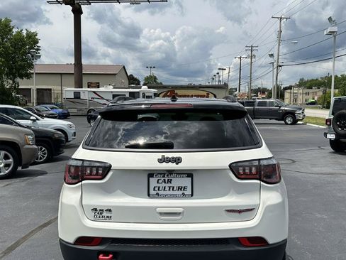 Used 2020 Jeep Compass Trailhawk AWD/4WD image 13