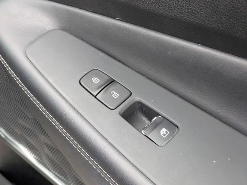 Used 2019 Hyundai Santa Fe Limited FWD image 28