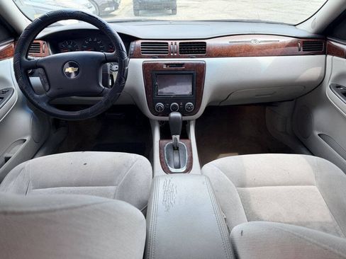 Used 2011 Chevrolet Impala LS FWD image 6