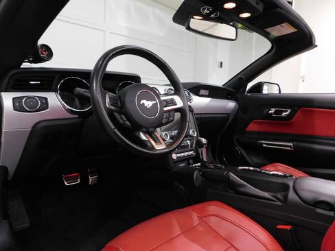 Used 2016 Ford Mustang GT Premium w/ Equipment Group 401A RWD image 40