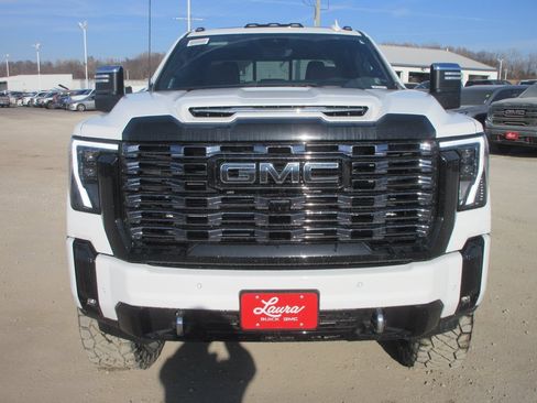 New 2026 GMC Sierra 2500 Denali Ultimate image 12