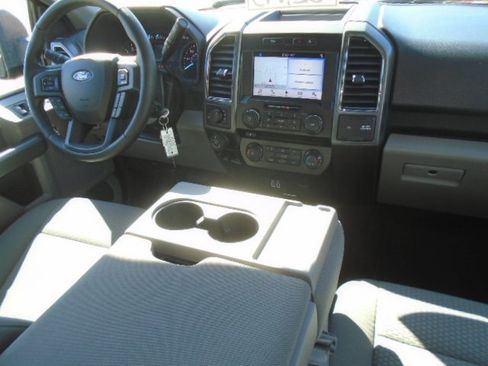 Used 2018 Ford F150 XLT w/ Equipment Group 302A Luxury image 8