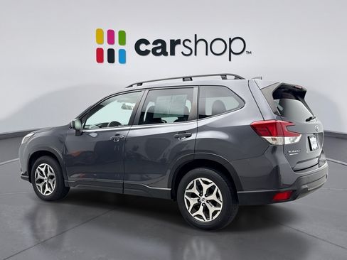 Used 2023 Subaru Forester Premium AWD/4WD image 3