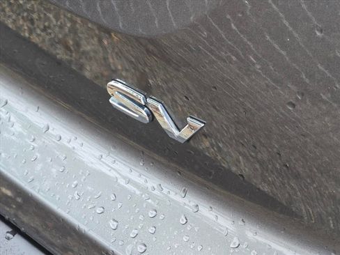 Used 2024 Nissan Pathfinder SV FWD image 16