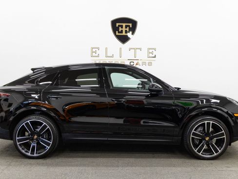 Used 2021 Porsche Cayenne Coupe AWD/4WD image 10