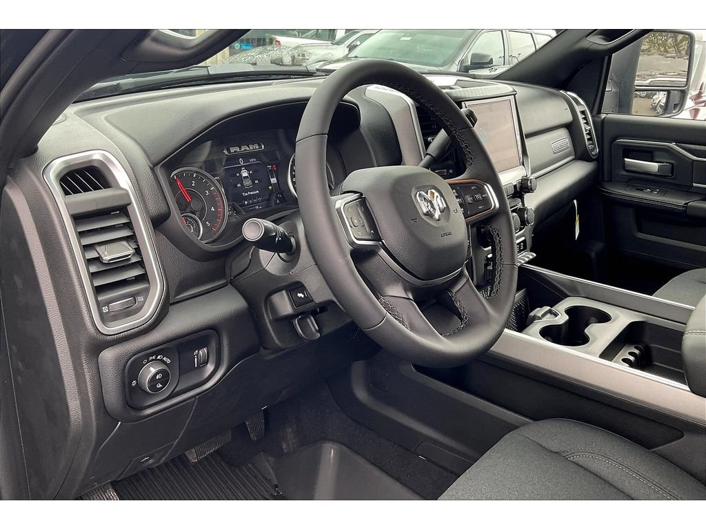 Used 2025 RAM 2500 Big Horn AWD/4WD image 6