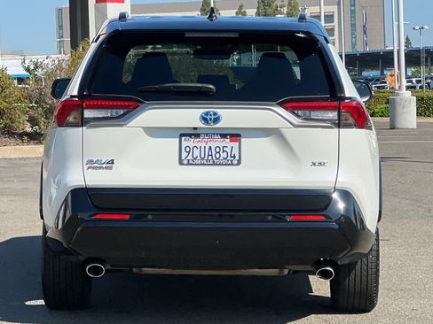 Certified 2022 Toyota RAV4 XSE AWD/4WD image 8