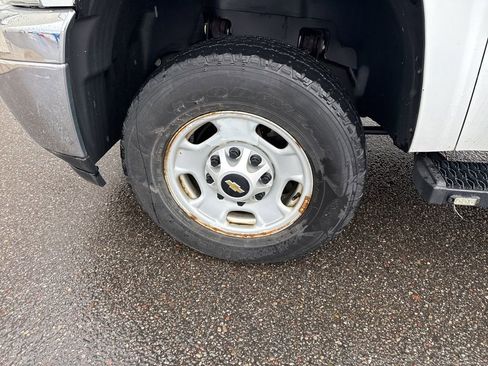 Used 2013 Chevrolet Silverado 2500 W/T AWD/4WD image 6