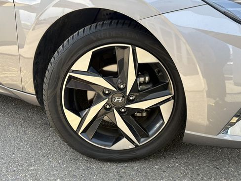 Used 2021 Hyundai Elantra Limited FWD image 53