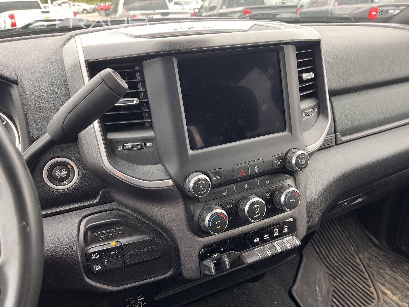 Used 2024 RAM 2500 Big Horn w/ Night Edition AWD/4WD image 10