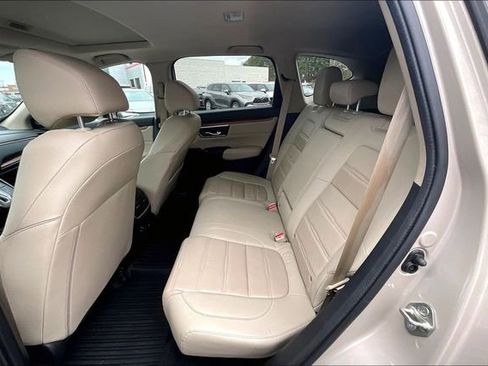 Used 2019 Honda CR-V Touring image 26