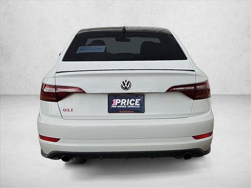 Used 2019 Volkswagen Jetta GLI FWD image 7