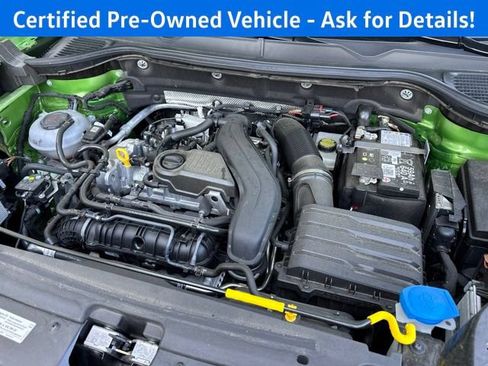 Used 2025 Volkswagen Taos SE AWD/4WD image 27