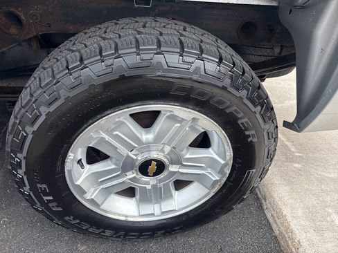 Used 2011 Chevrolet Silverado 1500 LT w/ All-Star Edition image 49