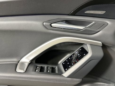 New 2025 Audi Q5 Premium Plus image 10