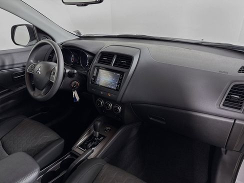 Used 2024 Mitsubishi Outlander Sport SE image 34