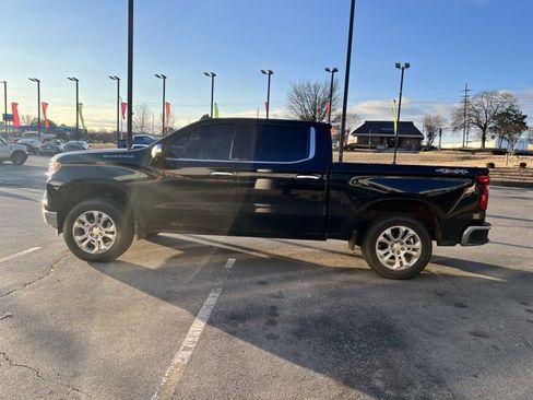 Used 2024 Chevrolet Silverado 1500 LTZ w/ LTZ Convenience Package II image 7