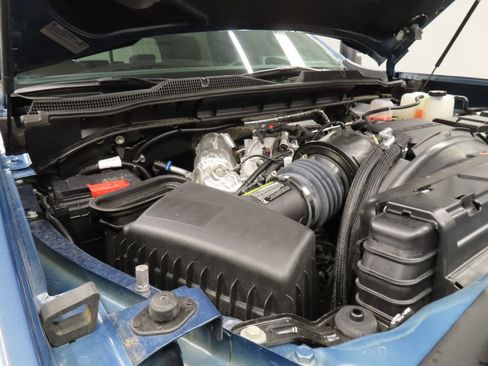 Used 2025 Chevrolet Silverado 3500 High Country w/ High Country Premium Package AWD/4WD image 27