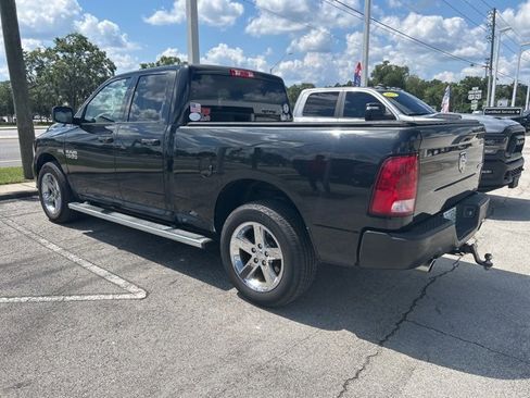 Used 2017 RAM 1500 Express w/ Express Value Package image 3