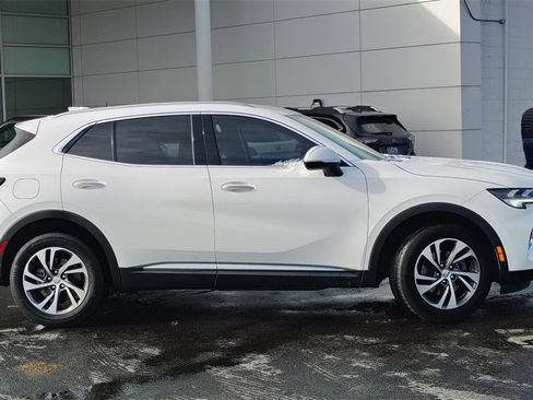 Used 2023 Buick Envision Essence image 2