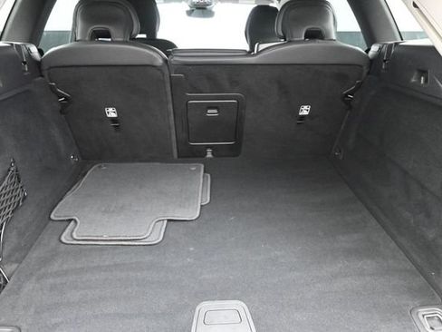 Used 2023 Volvo XC60 B6 Ultimate w/ Protection Package Premier AWD/4WD image 29