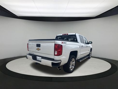 Used 2018 Chevrolet Silverado 1500 LTZ Z71 w/ LTZ Plus Package image 4