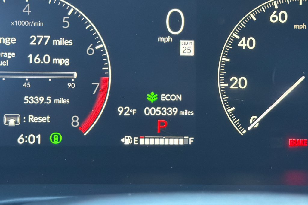 Certified 2026 Honda HR-V LX image 31