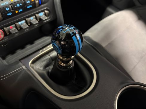 Used 2019 Ford Mustang Shelby GT350 w/ Technology Package RWD image 36