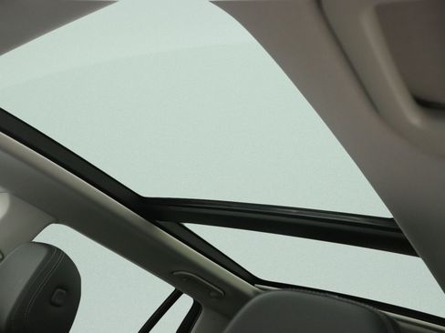 New 2026 Mercedes-Benz GLS 450 4MATIC image 8