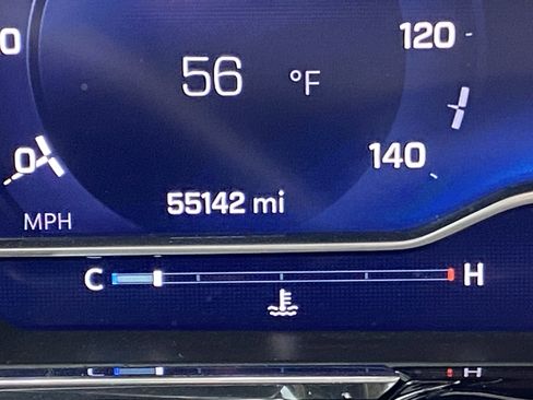 Used 2022 Chevrolet Silverado 1500 High Country w/ High Country Premium Package image 23