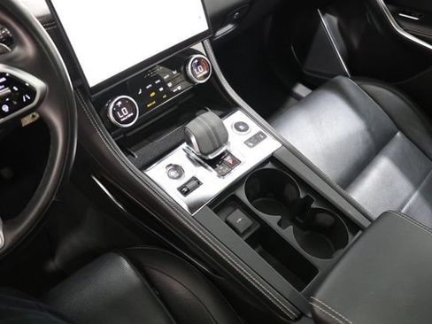 Used 2024 Jaguar F-PACE R-Dynamic S AWD/4WD image 29