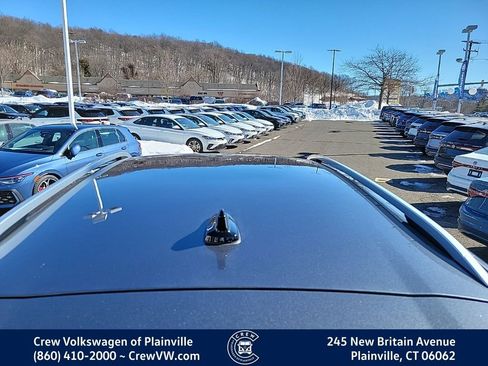 New 2026 Volkswagen Tiguan SE image 30