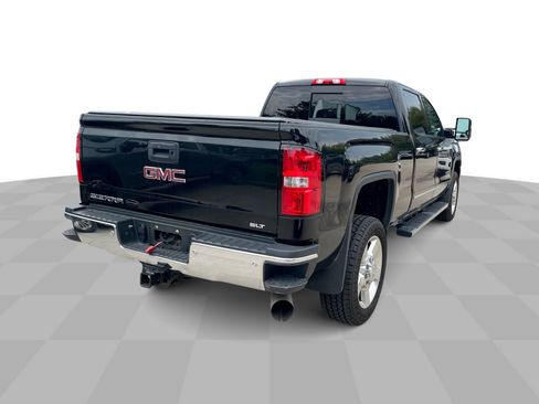 Used 2016 GMC Sierra 2500 SLT w/ Duramax Plus Package AWD/4WD image 9