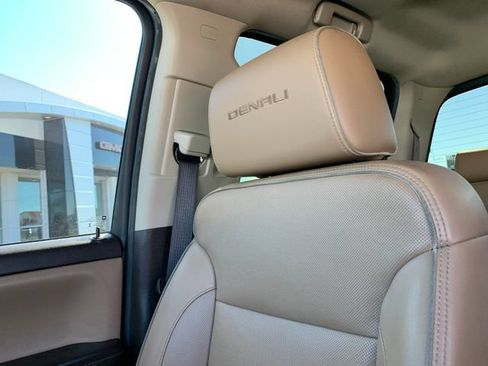 Used 2018 GMC Sierra 1500 Denali AWD/4WD image 34