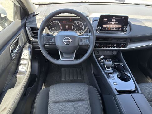 New 2026 Nissan Rogue SV w/ Cold Weather Package FWD image 14