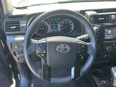 Used 2019 Toyota 4Runner TRD Off-Road AWD/4WD image 14