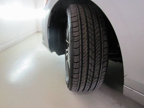 Certified 2023 Honda Civic EX-L image 28