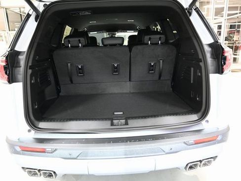 New 2026 GMC Acadia Elevation w/ Elevation Premium Package FWD image 25